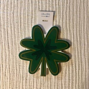 Coton Colors / Happy Everything Large Four Leaf